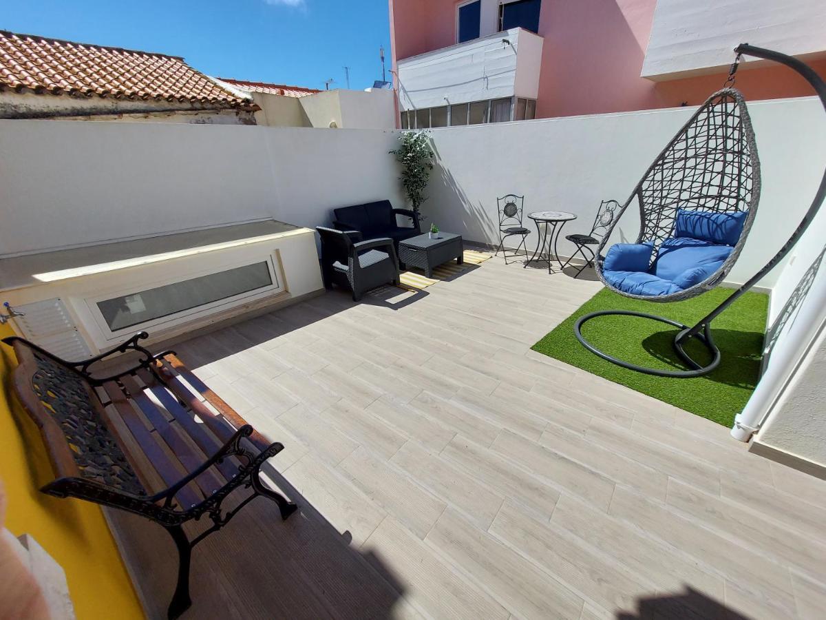 Wolley - Peniche Guesthouse Esterno foto