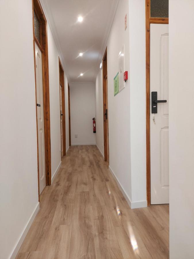 Wolley - Peniche Guesthouse Esterno foto